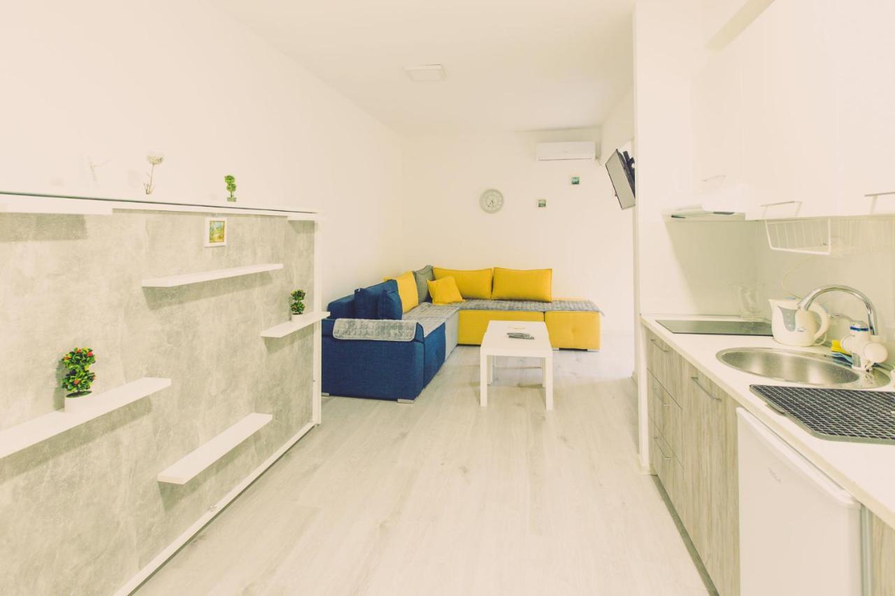 Hristovi Apartments Skopje Ngoại thất bức ảnh