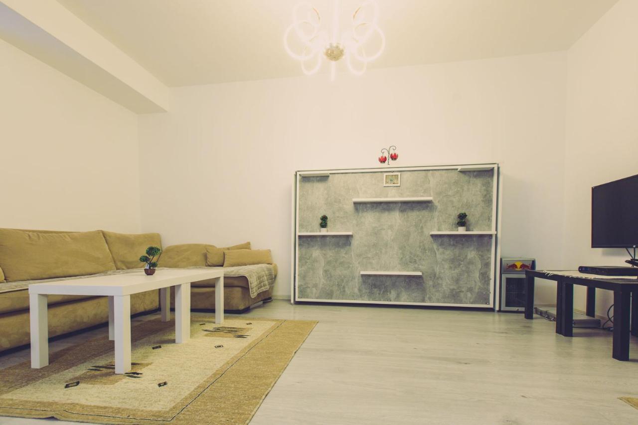 Hristovi Apartments Skopje Ngoại thất bức ảnh