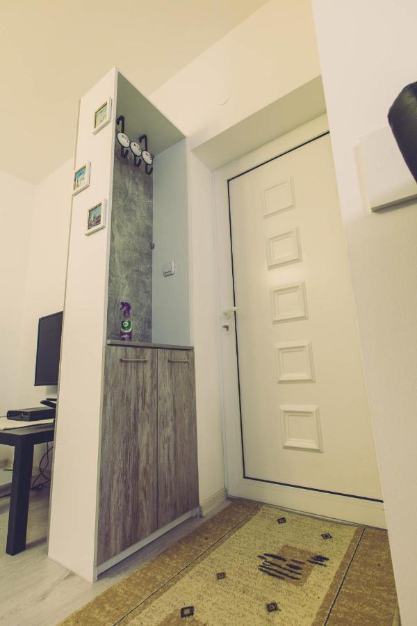 Hristovi Apartments Skopje Ngoại thất bức ảnh