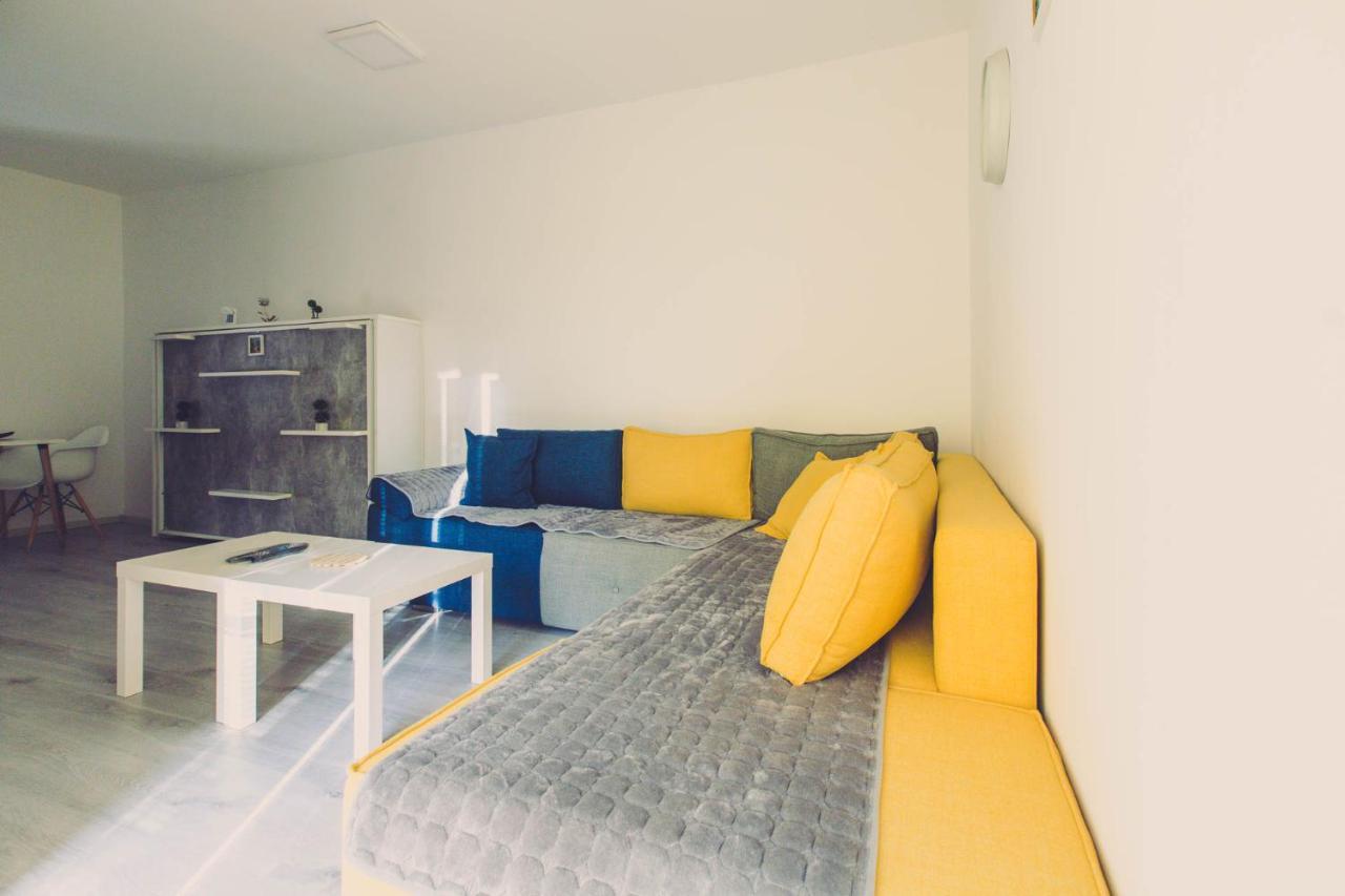 Hristovi Apartments Skopje Ngoại thất bức ảnh